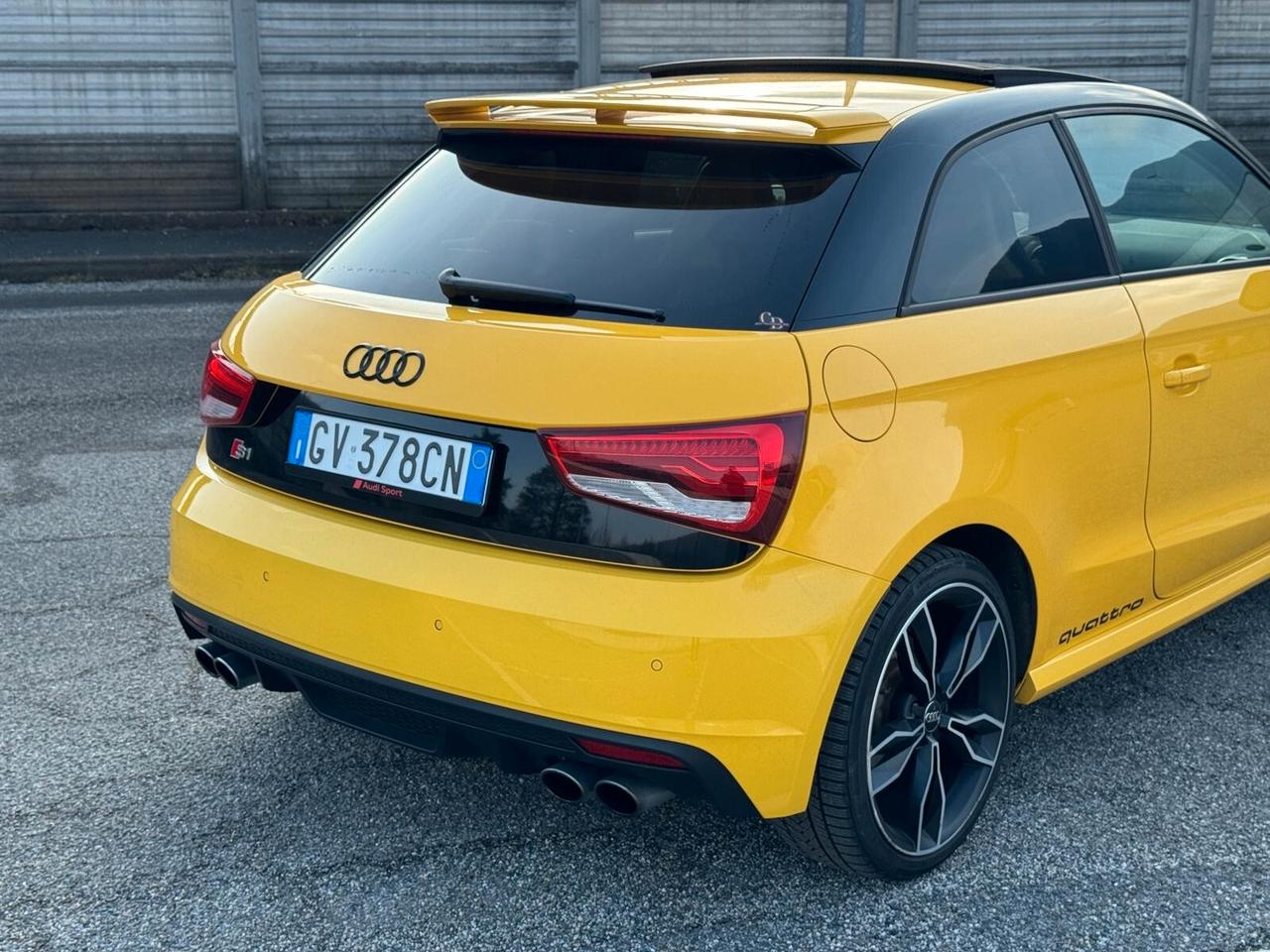 Audi A1 S1 2.0 TFSI quattro Full opt. Originale
