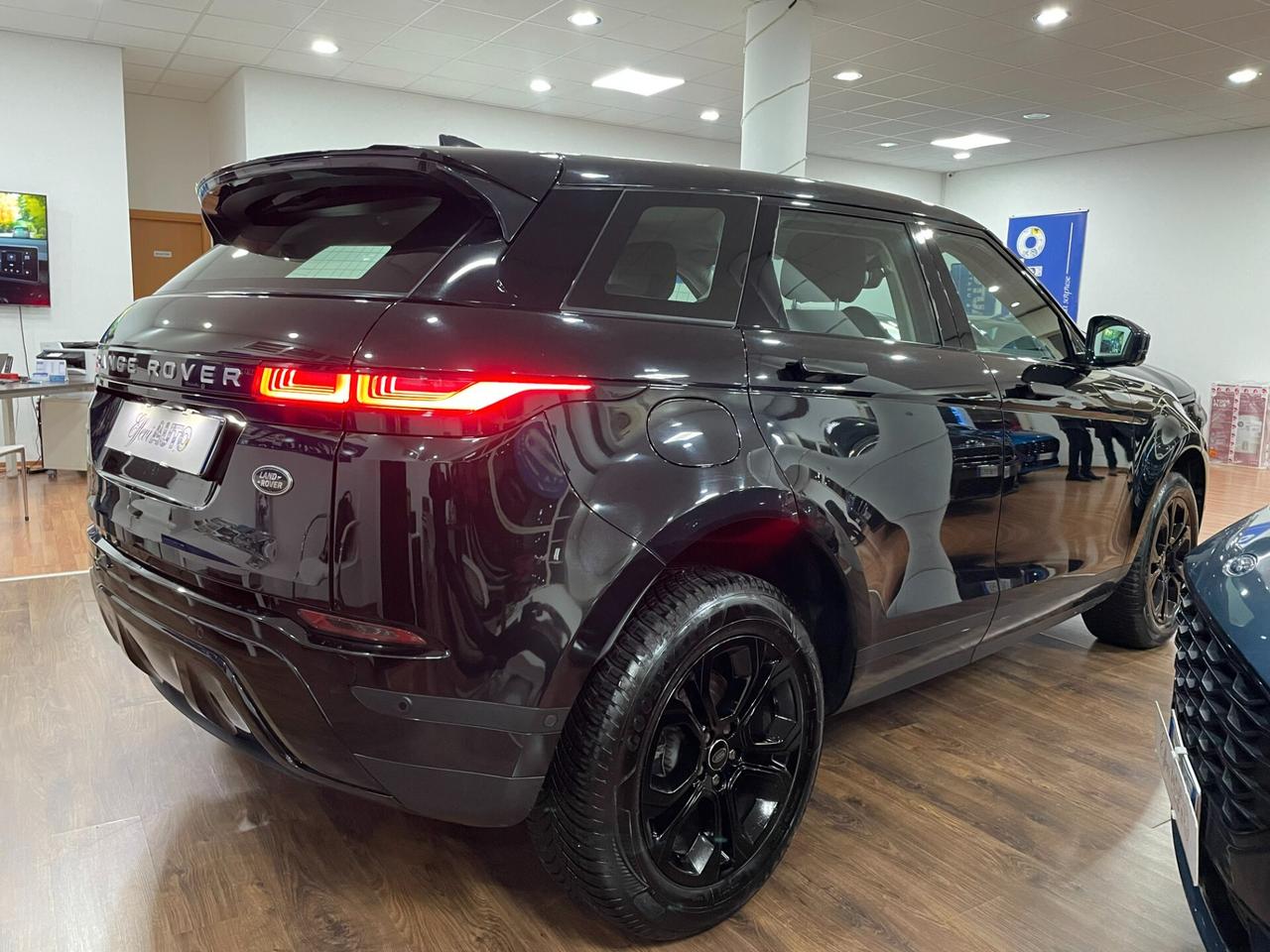 R.R. EVOQUE 2.0D 163CV MHEV HSE - AFFARI FINE ANNO