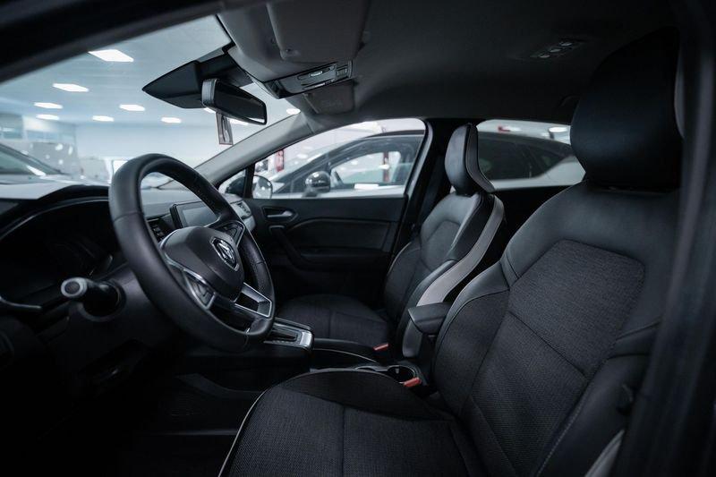 Renault Captur 1.6 E-Tech hybrid Intens 145cv auto