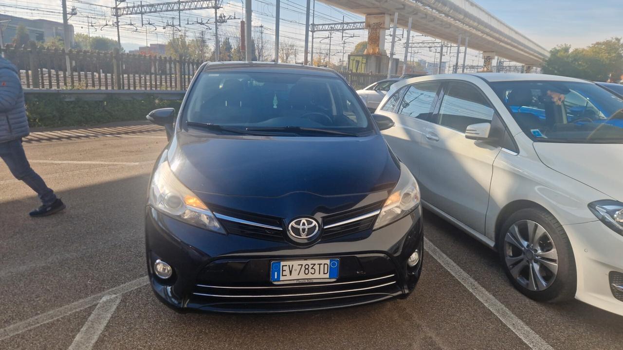 Toyota Verso 1.6 D-4D 7 posti Business Pack