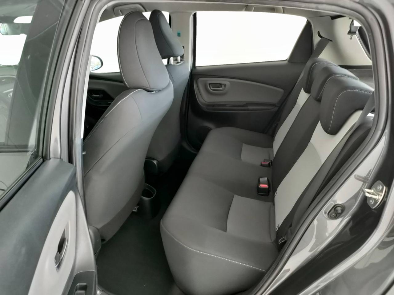 TOYOTA Yaris III 2017 - Yaris 5p 1.0 Active my18