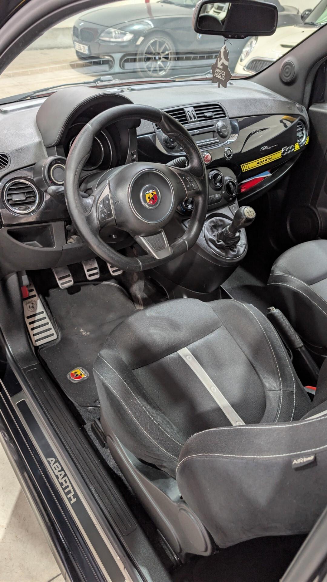 Abarth 500 1.4 Turbo T-Jet Custom