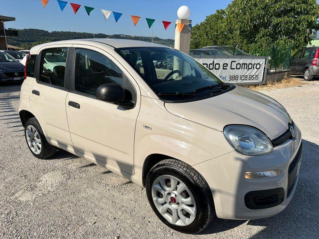 FIAT Panda 0.9 TwinAir Turbo Natural Power Lounge