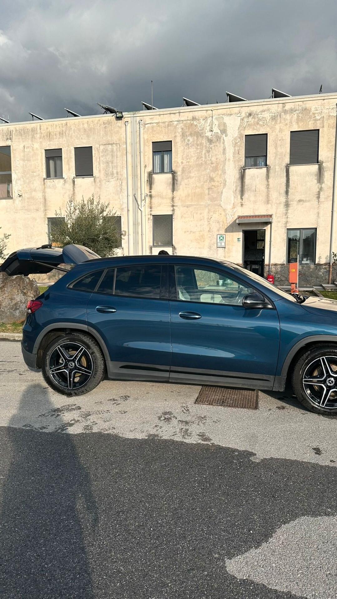 Mercedes Benz GLA 200d 4 Matic – 2021