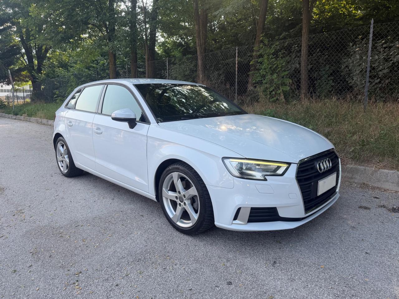 Audi A3 SPB 1.6 TDI Sport 110cv