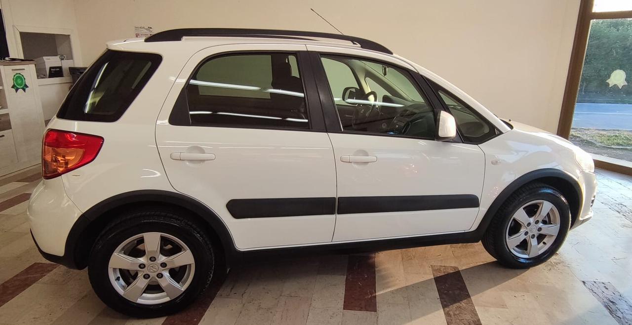 Suzuki SX4 1.5 16V Outdoor Line -GPL-