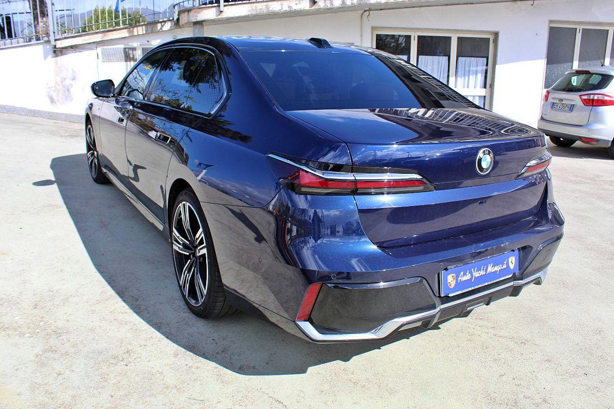 BMW - Serie 7 - 740d xDrive Msport