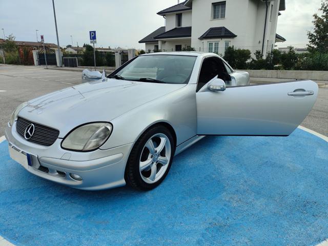 MERCEDES-BENZ SLK 320 Full- Optional ( GARANZIA )