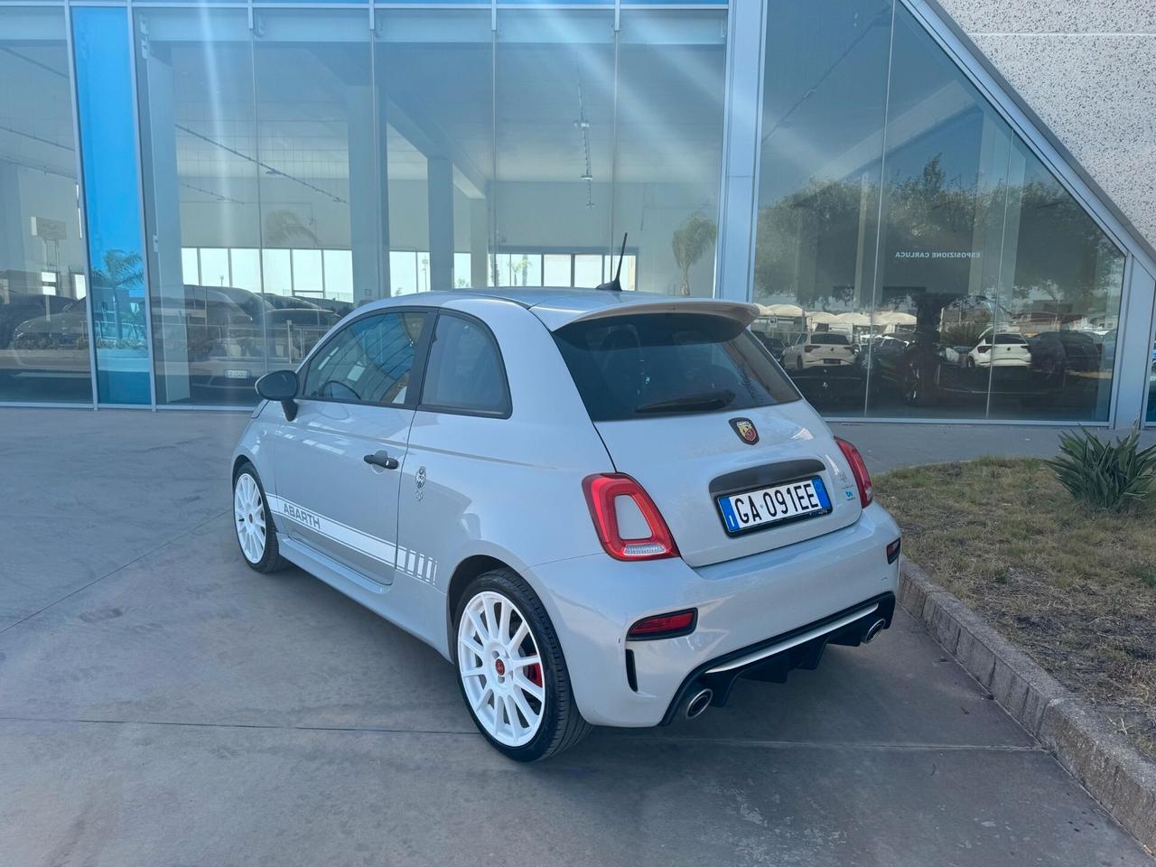 Abarth 595 1.4 180cv possibilità noleggio no scoring