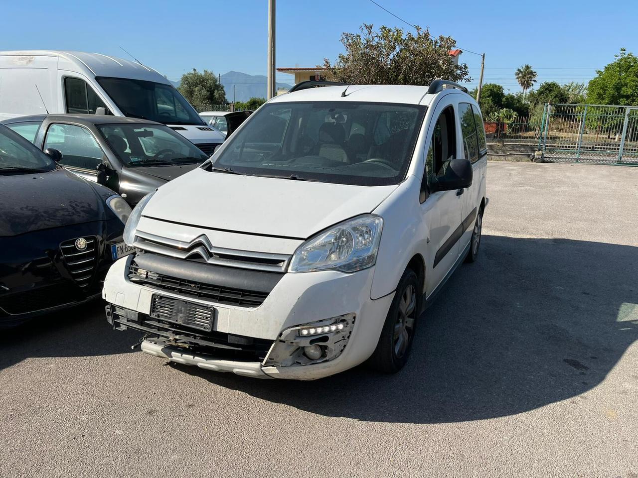 Citroen Berlingo BlueHDi 100 XL Shine