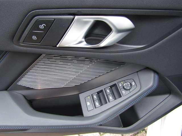 BMW 118 d MSPORT CAMBIO AUTO,LED,CERCHI 18,CARPLAY,AZIEND.