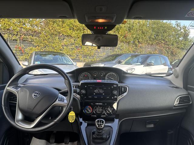 LANCIA Ypsilon HYBRID GOLD FIREFLY 1.0cc 70cv AZIEND. CERTIFICATA