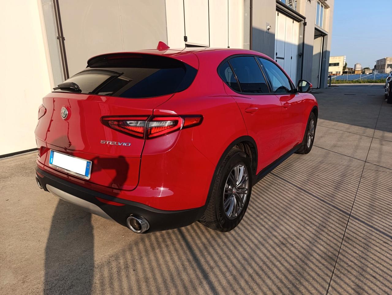 Alfa Romeo Stelvio 2.2 Turbodiesel 160 CV AT8 RWD Business