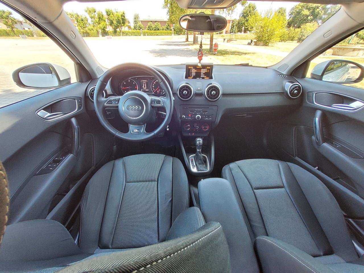 Audi A1 1.6 TDI S tronic line edition