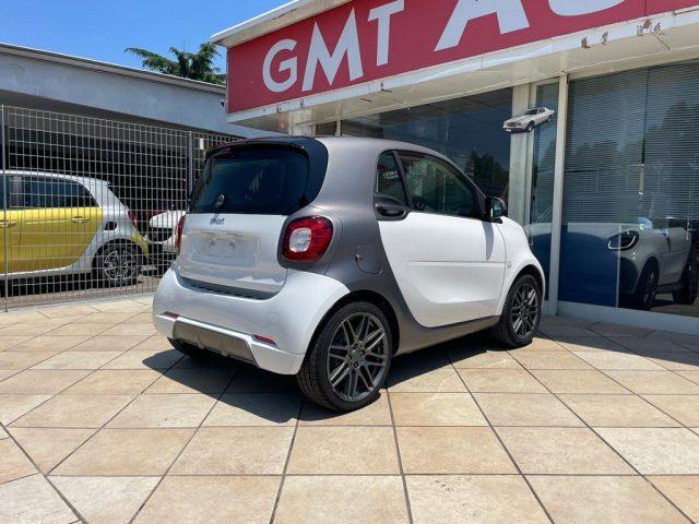 SMART ForTwo 0.9 90CV PACK BRABUS PASSION PANO LED