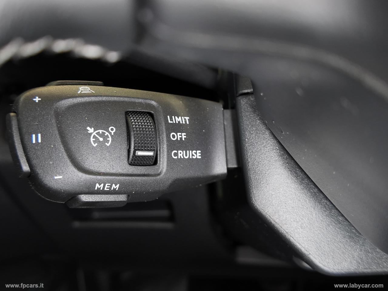 PEUGEOT 3008 BlueHDi 130 S&S EAT8 Allure