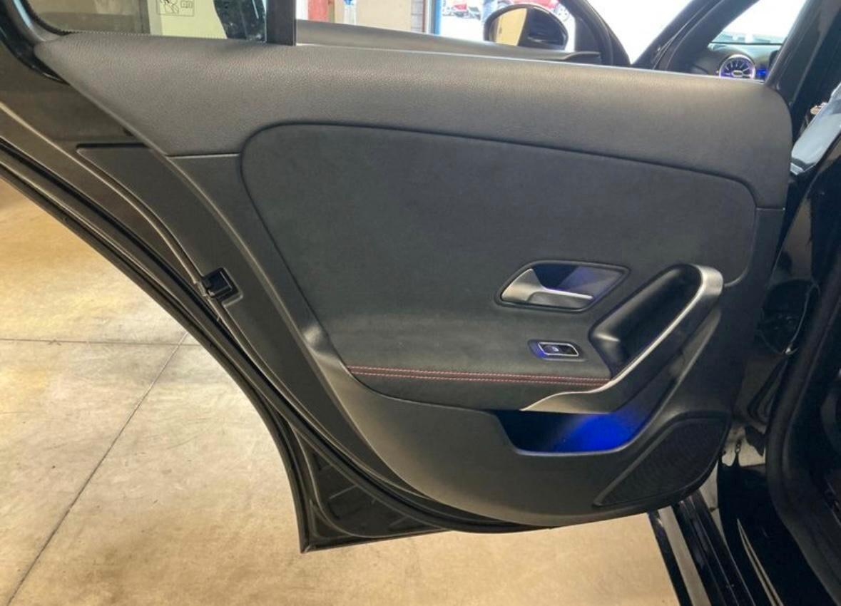 Mercedes-benz A 200 d Automatic Premium AMG