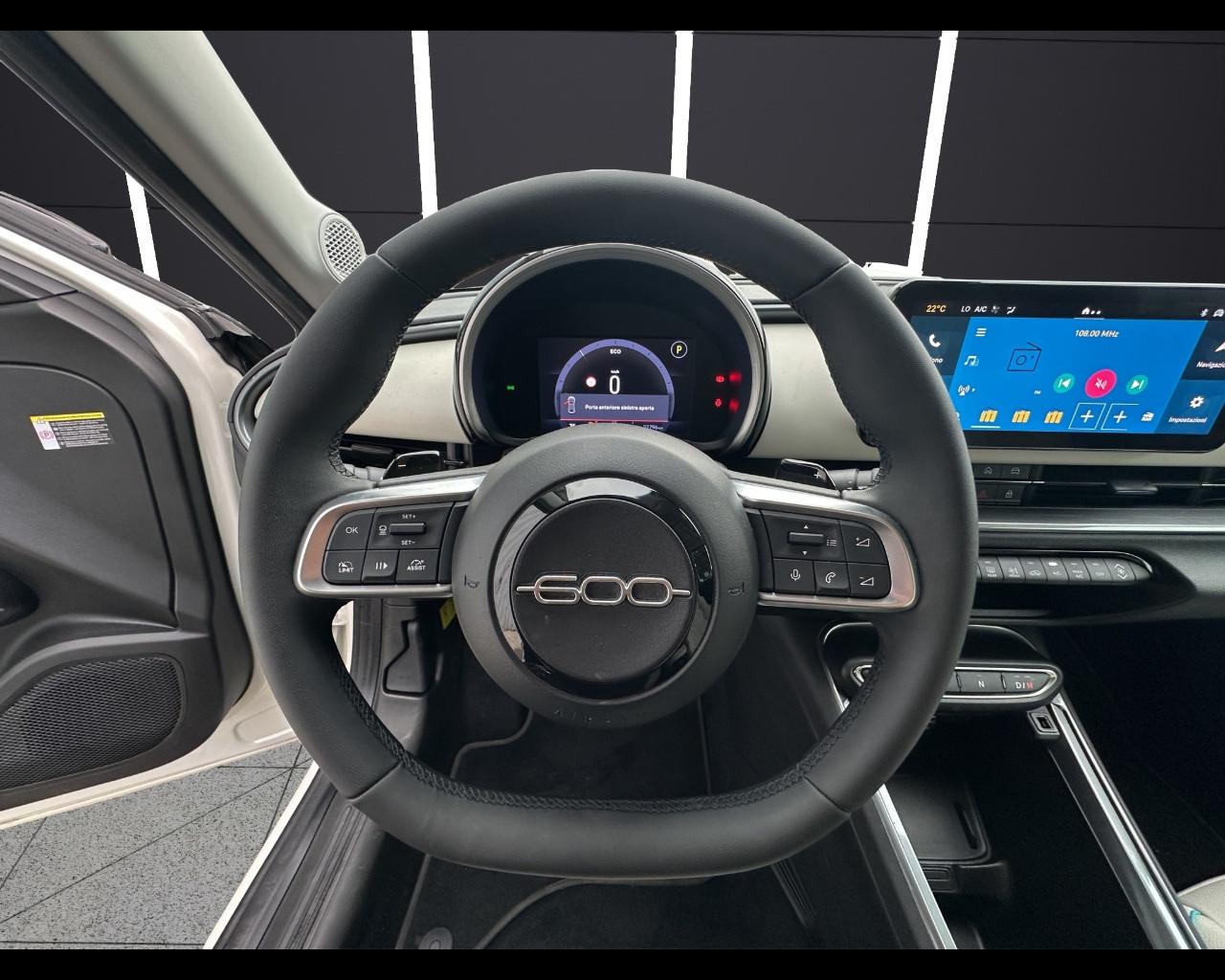 FIAT 600 (2023-->) - 600 Hybrid 136 CV DCT MHEV La Prima