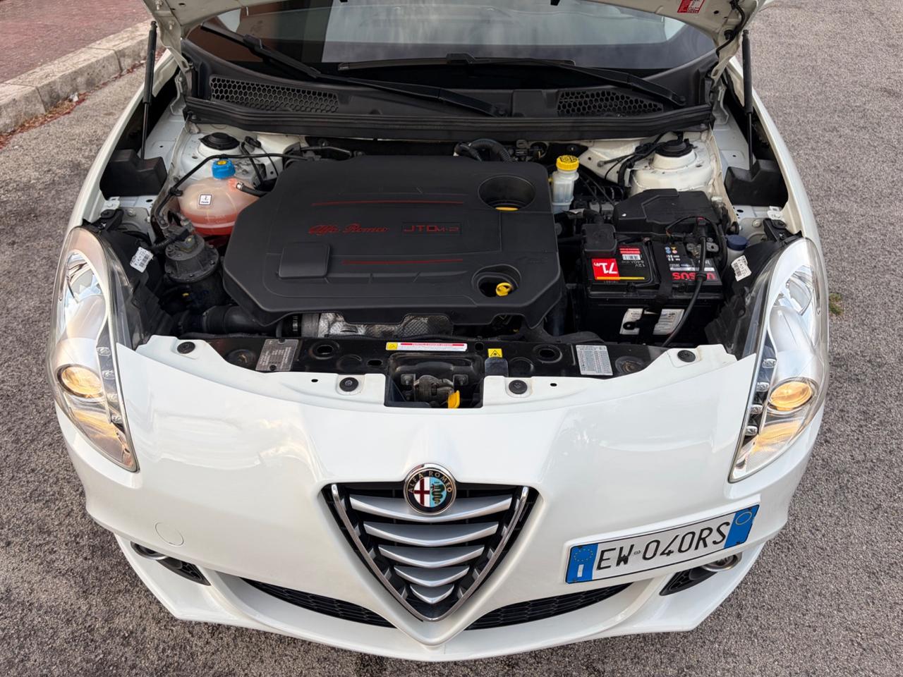 Alfa Romeo Giulietta 1.6 JTDm distictive ideale per neopatentati