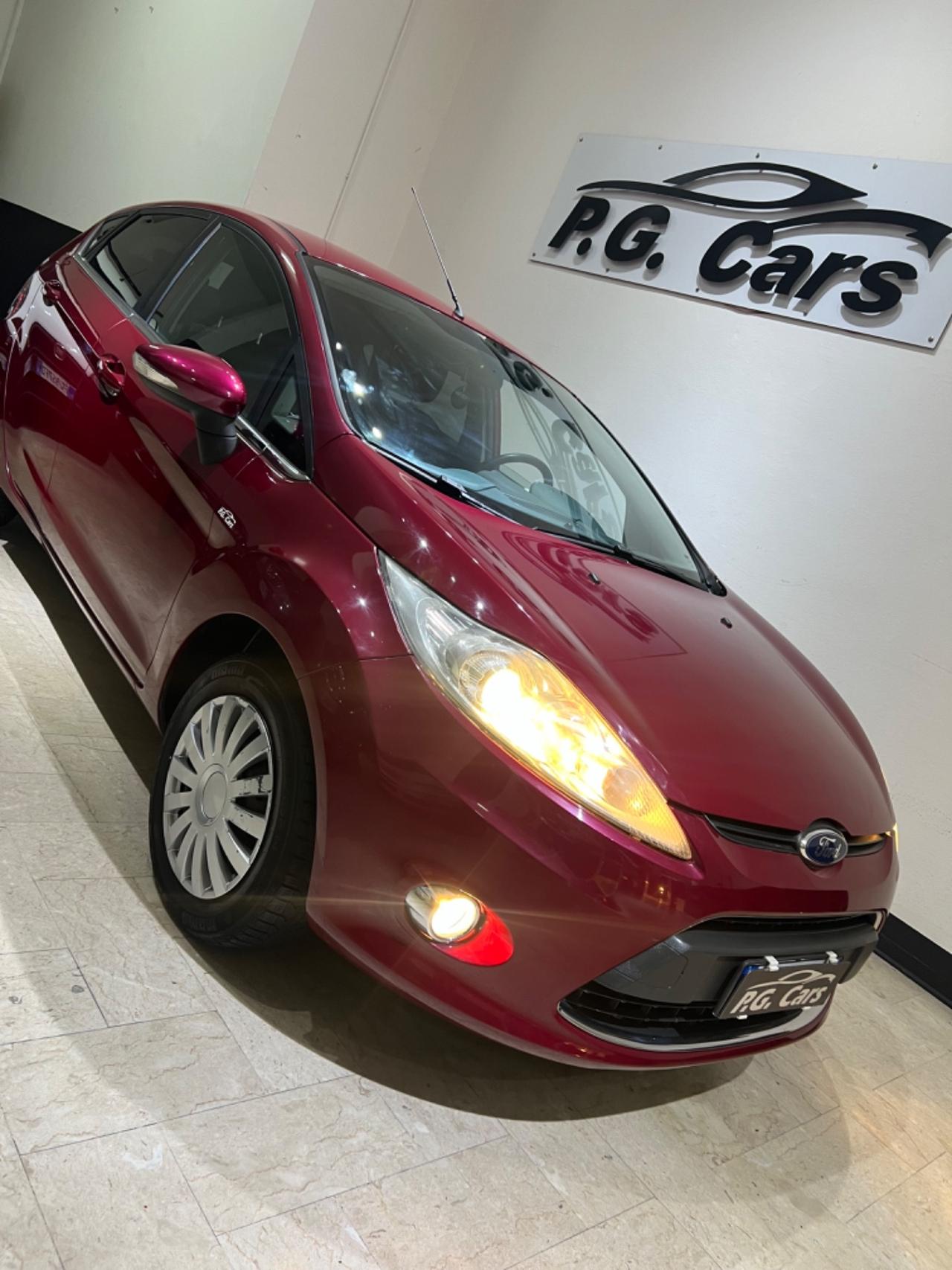 Ford Fiesta 1.2 82 CV 5 porte Titanium GPL