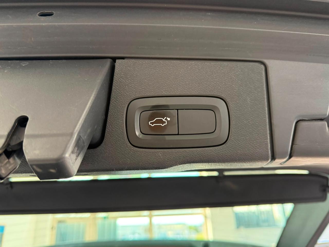 Volvo XC60 D4 AWD Geartronic 2018