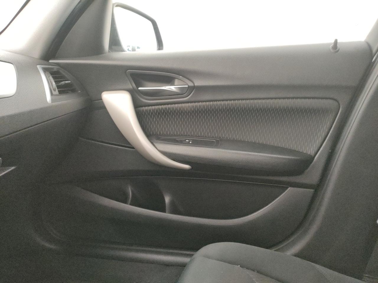 BMW 116d Business 5p