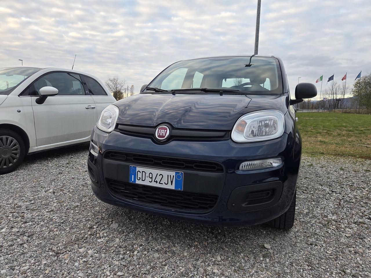 FIAT PANDA 1.2 BENZINA DEL 2020 CON 15000KM