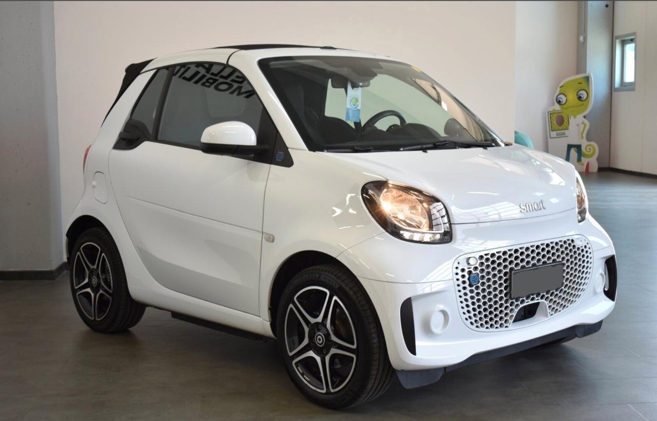 Smart ForTwo EQ cabrio Suitegrey (4,6kW)