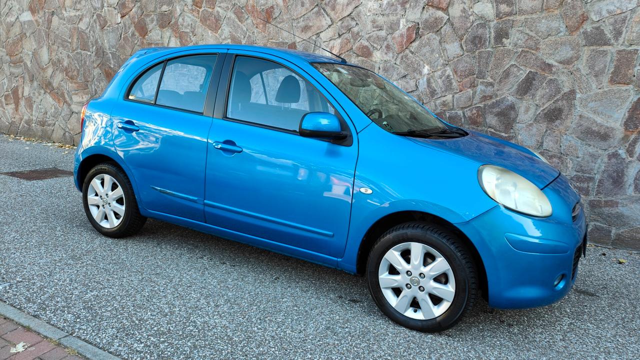 Nissan Micra 1.2 5 porte - neopatentati