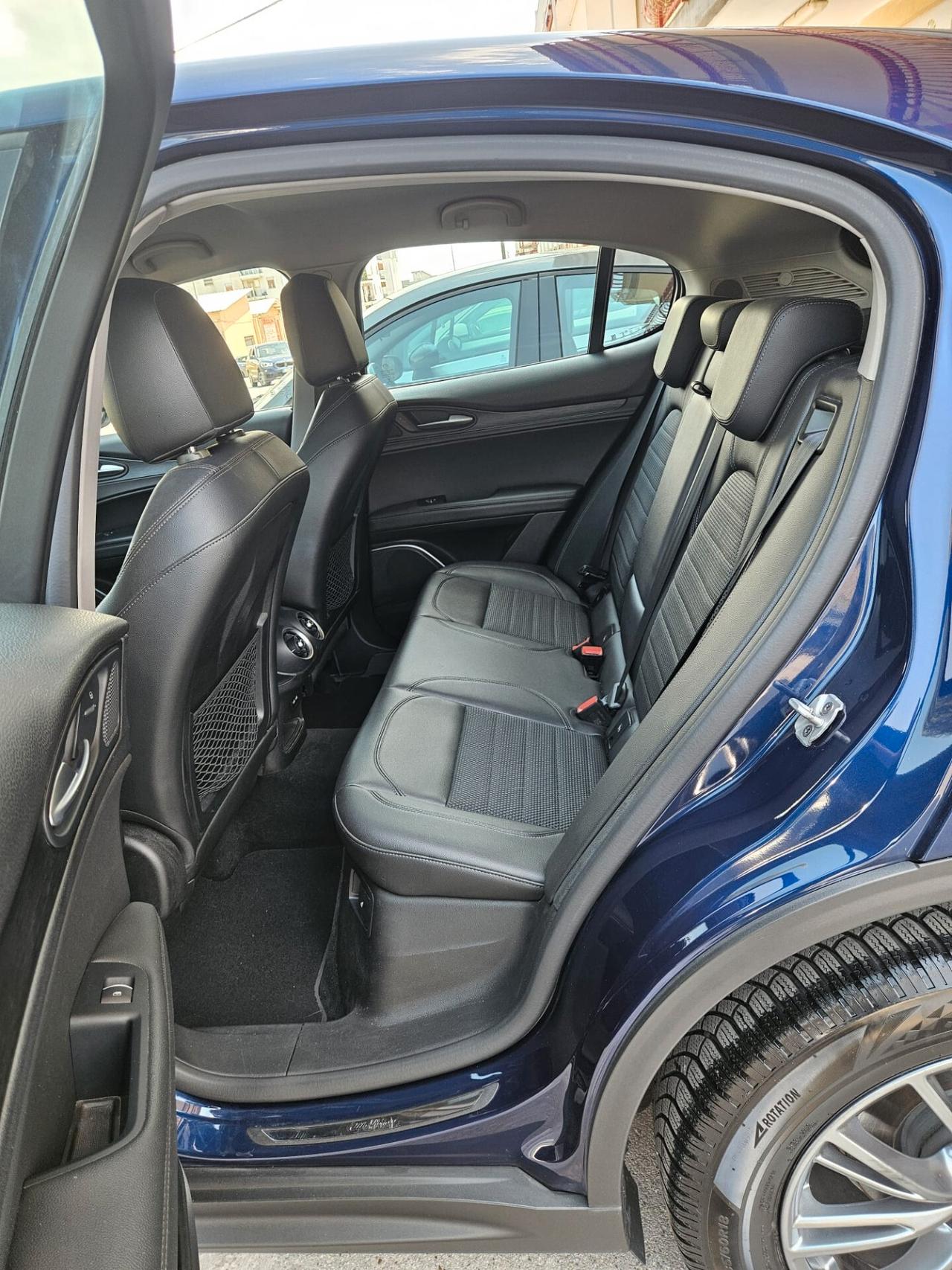 Alfa Romeo Stelvio 2.2 Q4 210cv diesel FULL