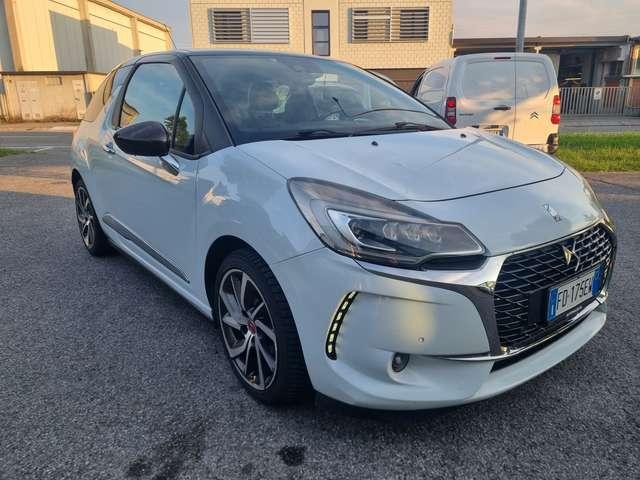 DS Automobiles DS 3 DS3 1.2 puretech So Chic s