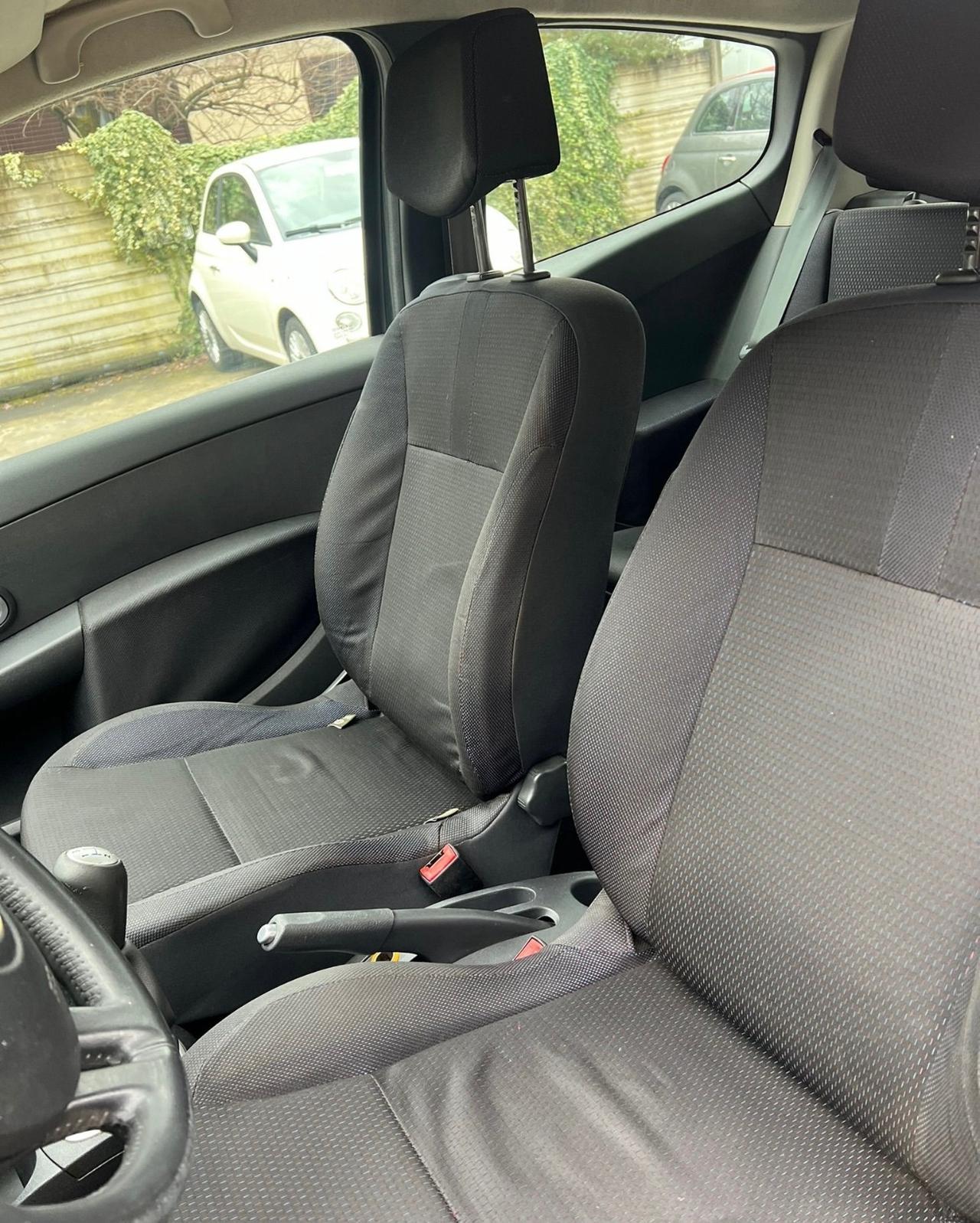 Renault Clio 1.4 benzina motore sostituito 80000km
