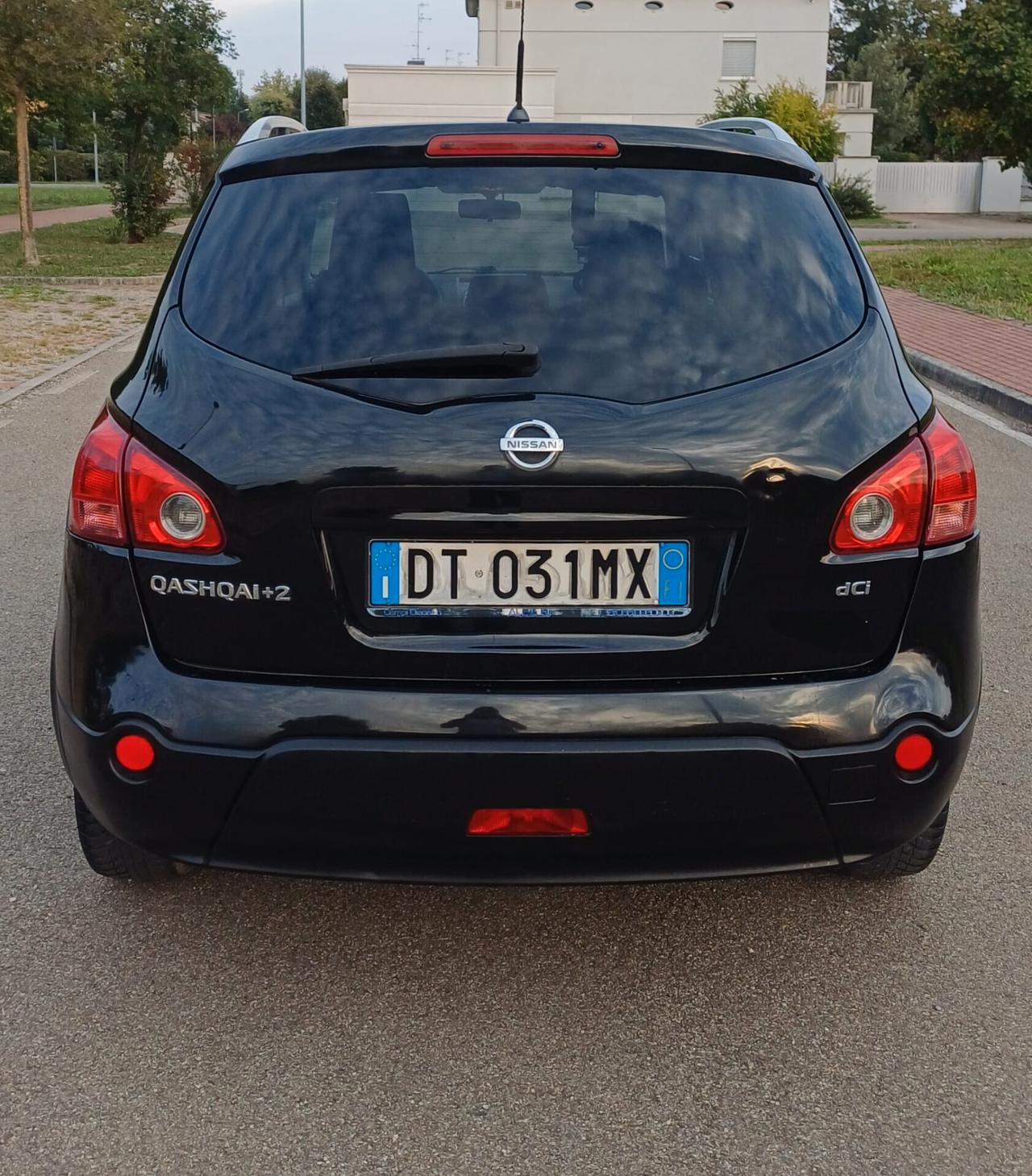 Nissan Qashqai Qashqai+2 2.0 dCi DPF Tekna