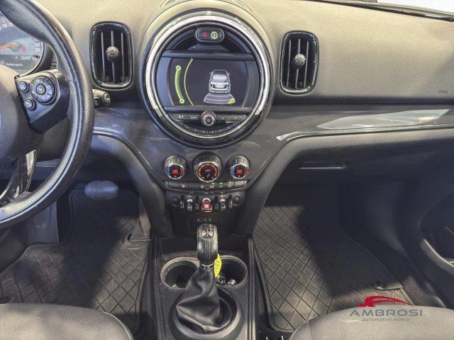 MINI Countryman Cooper D 2.0 Cooper D auto Business