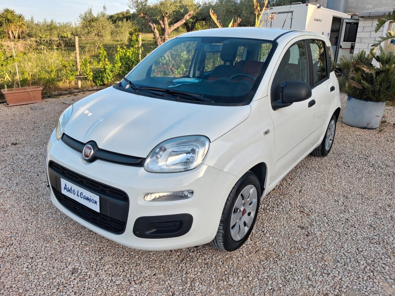 Fiat Panda 1.2 Easy anno2016 solo 86000km