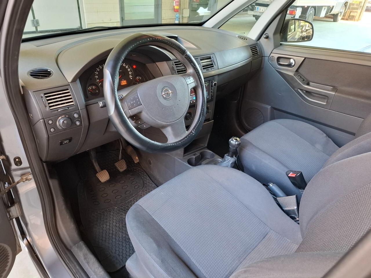 Opel Meriva 1.4 16V GPL-TECH Club