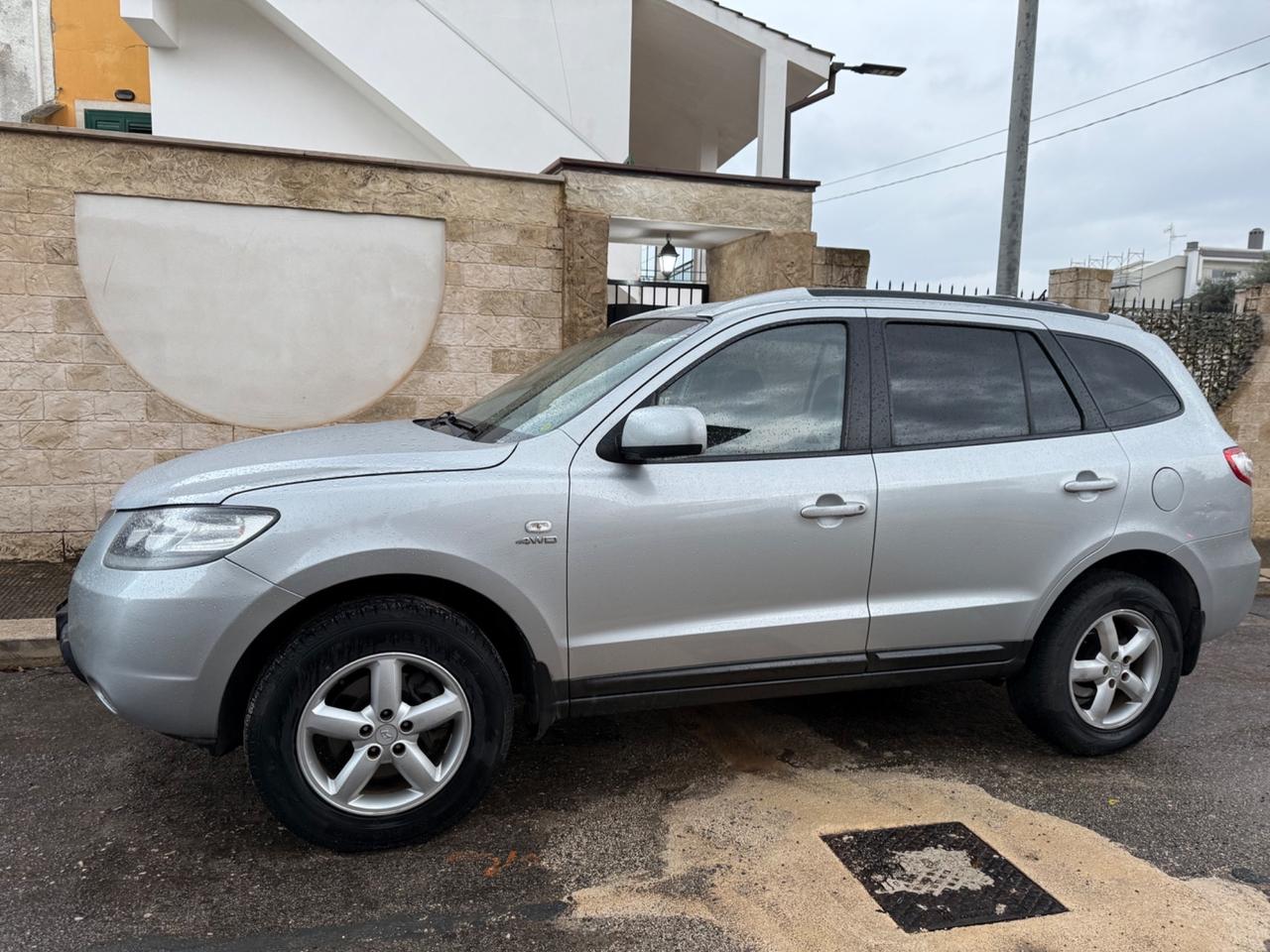 Hyundai Santa Fe 2.2 CRDi VGT Dynamic 4x2 5 p.ti