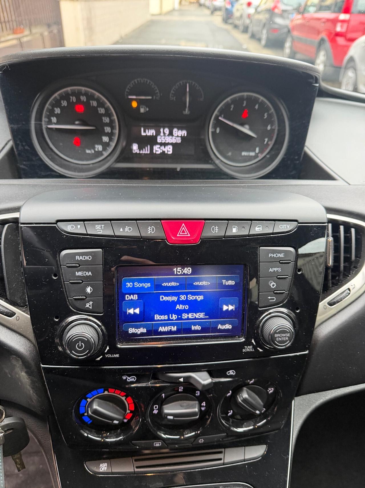 Lancia Ypsilon 1.2 5 porte GPL Ecochic Monogram