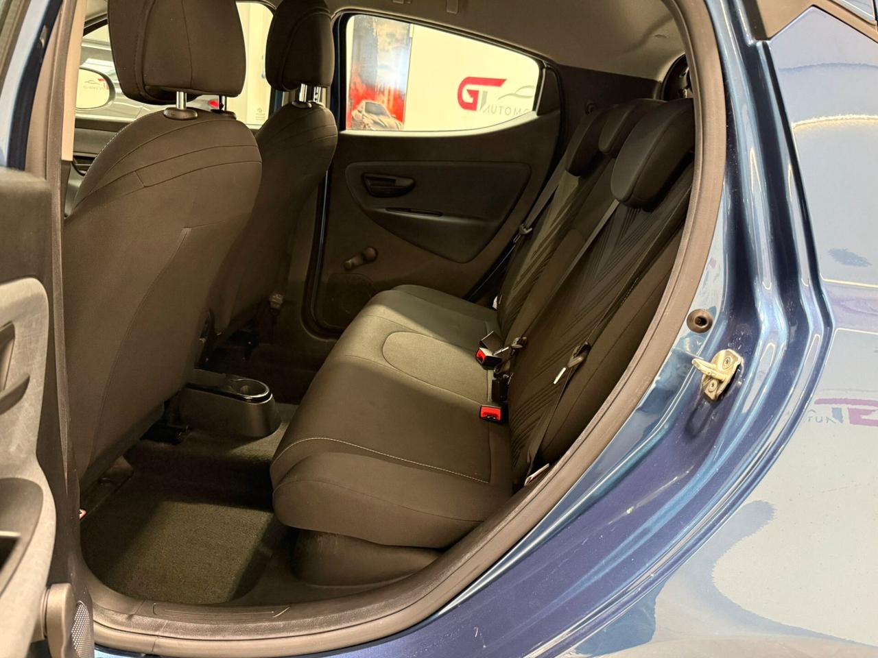 Lancia Ypsilon 1.0 FireFly 5 porte S&S Hybrid Gold