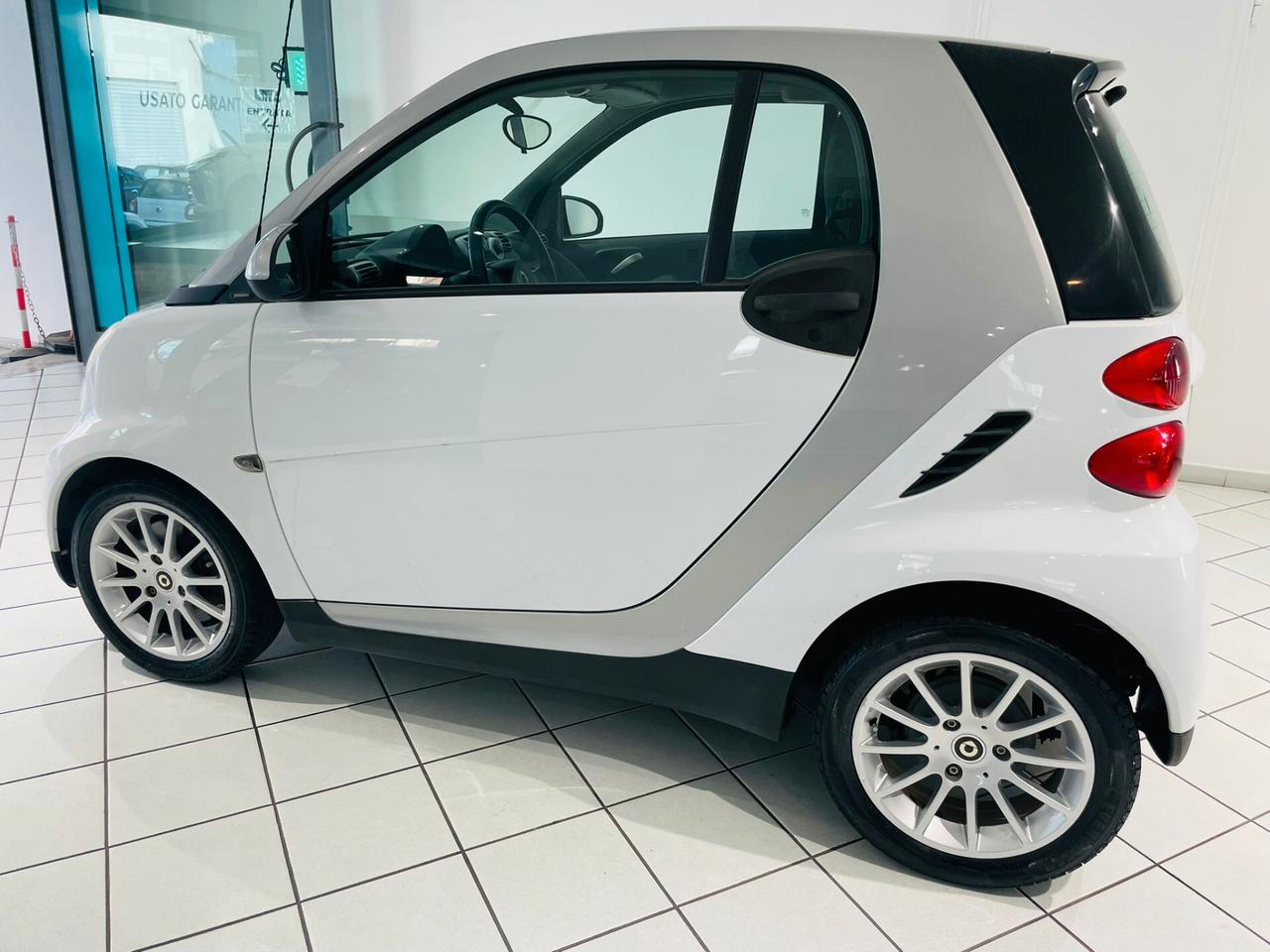 Smart ForTwo 1000 52 kW MHD coupé passion