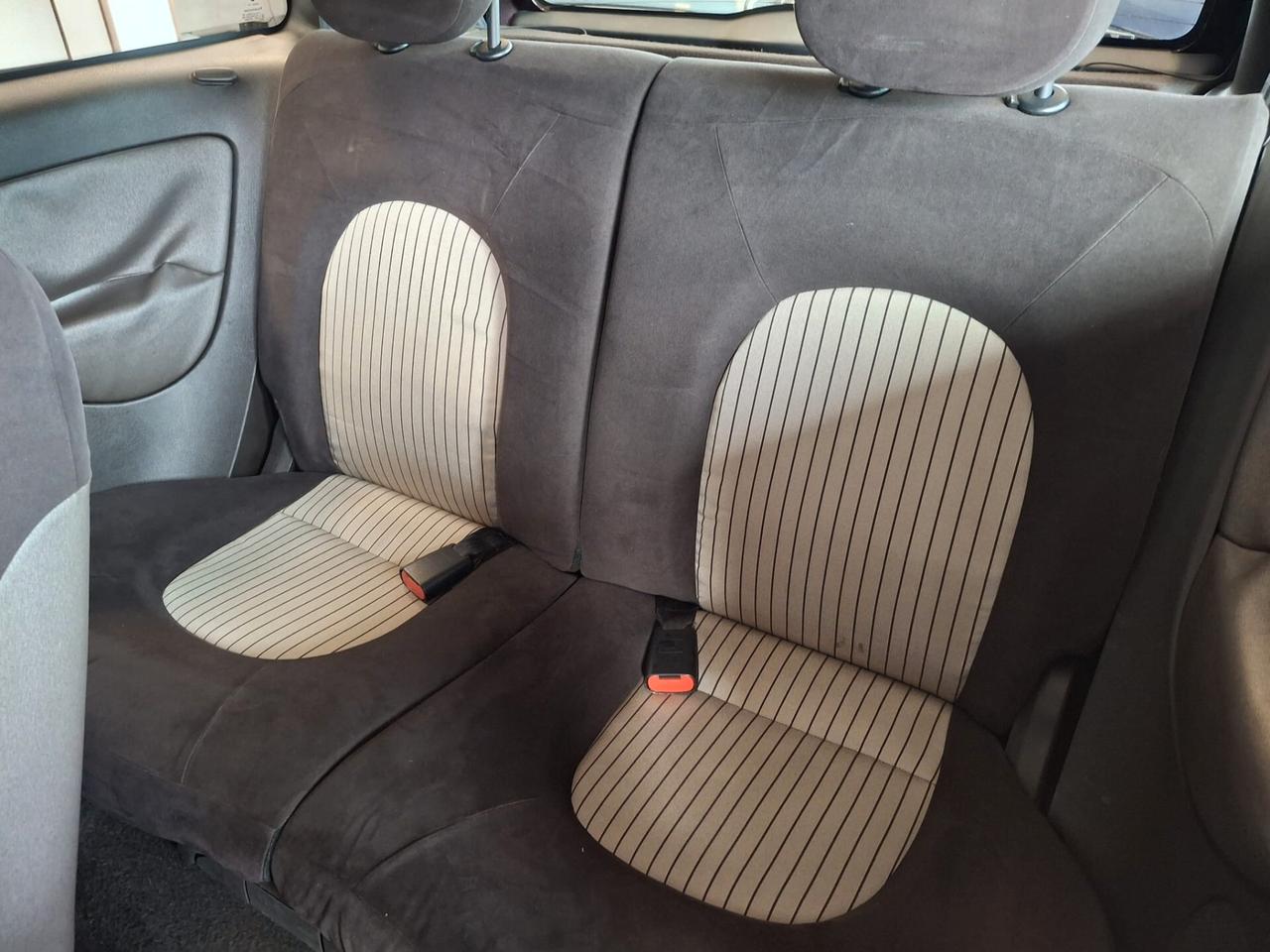 Lancia Ypsilon 1.2 8v *NEOPATENTATI