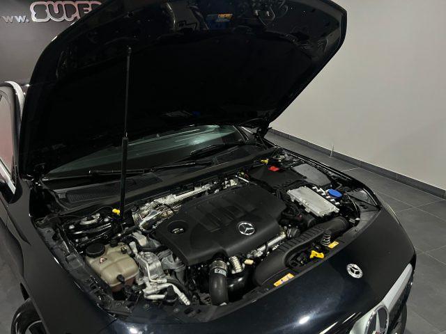 MERCEDES-BENZ A 180 d SEDAN Automatic Business