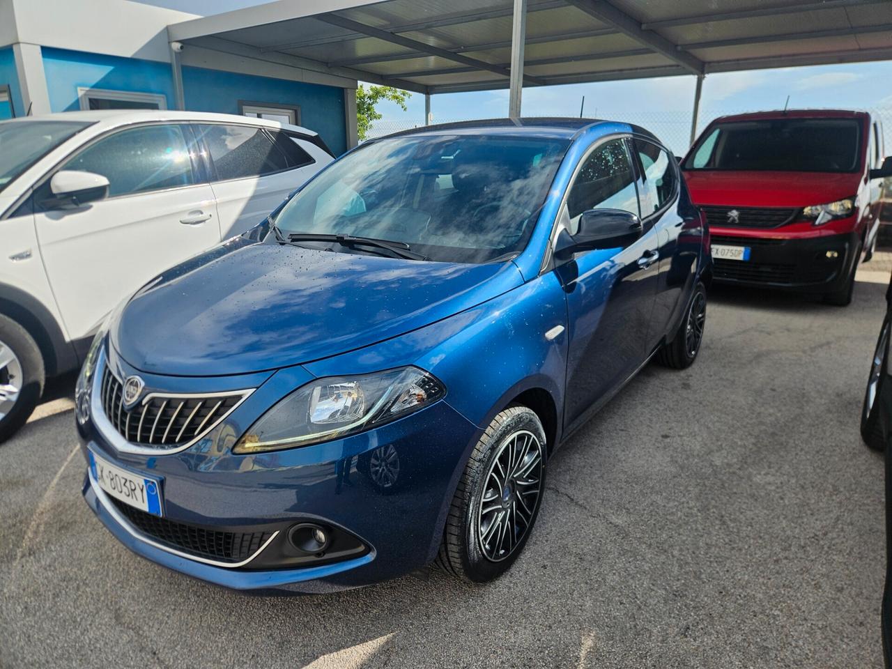 Lancia Ypsilon 1.0 FireFly 5 porte S&S Hybrid Ecochic Gold