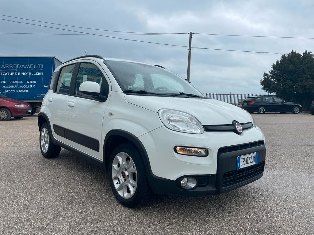 Fiat Panda 0.9 TwinAir Turbo Natural Power Trekking