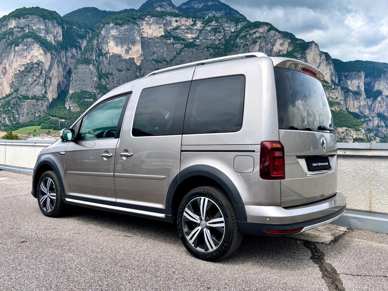 Volkswagen Caddy 2.0 TDI 150 CV Alltrack "Gancio/WinterPack3/Webasto"