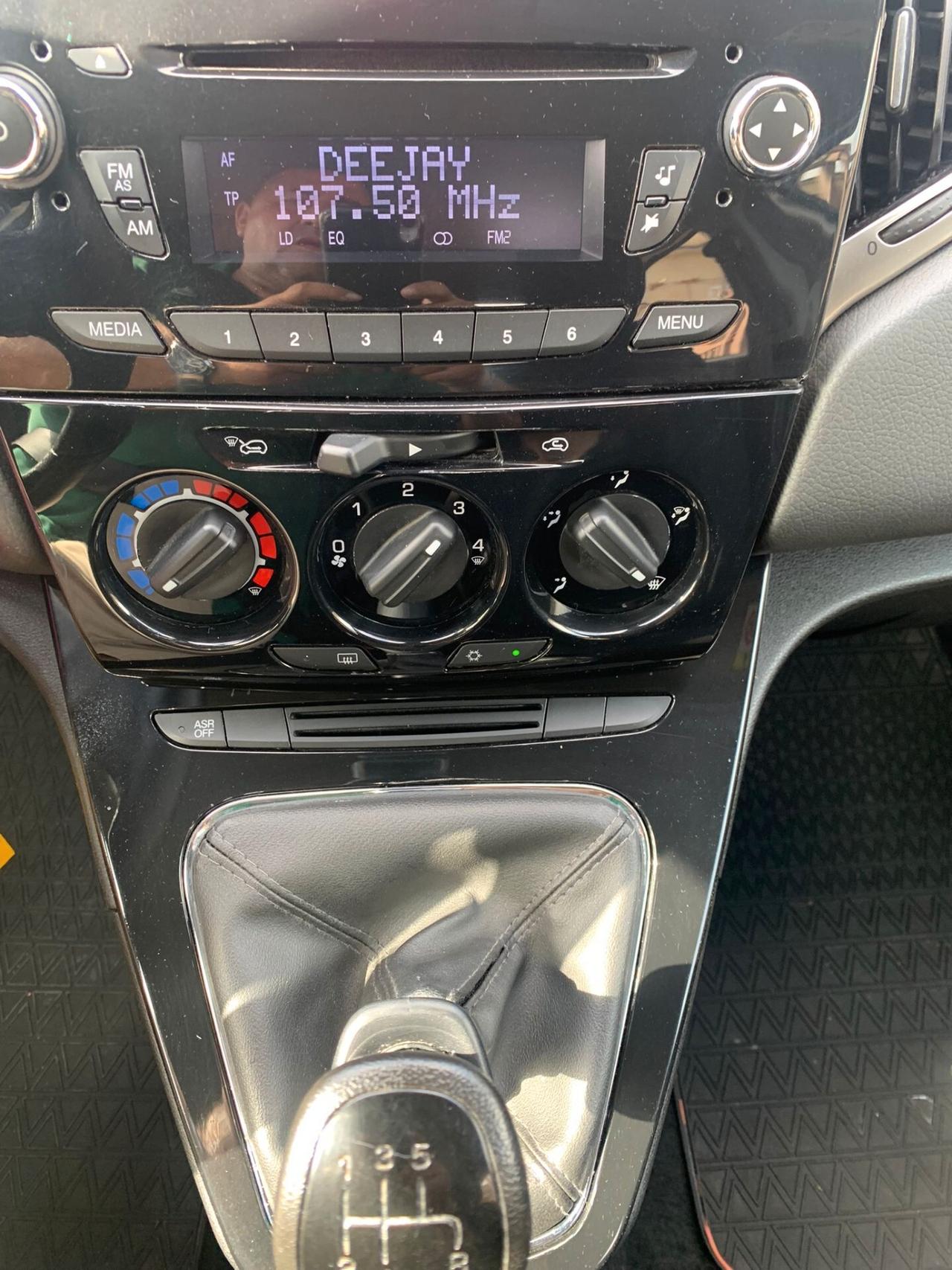 Lancia Ypsilon 1.2 69 CV 5 porte Gold