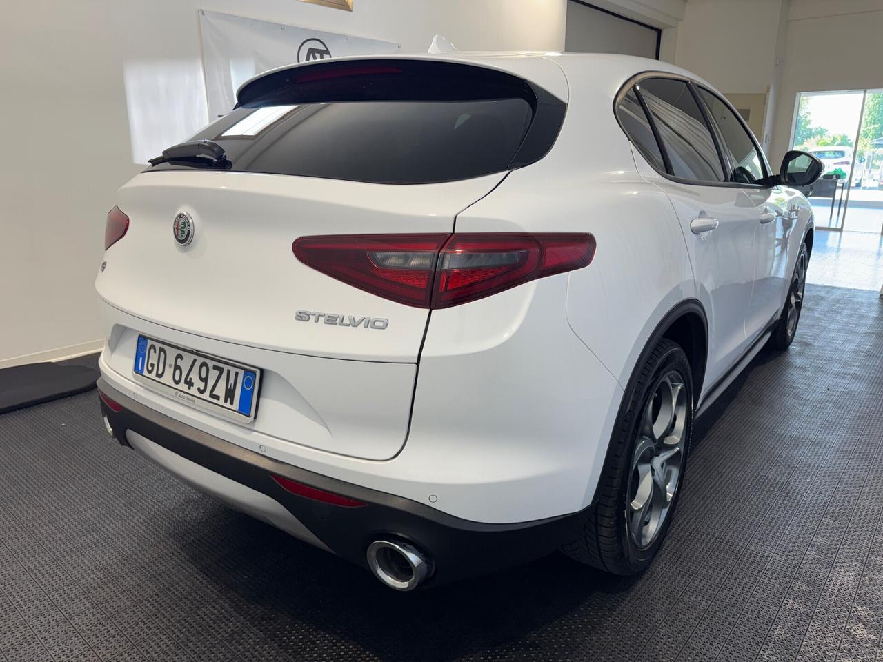 Alfa Romeo Stelvio 2.2 Turbodiesel 190 CV AT8 Q4