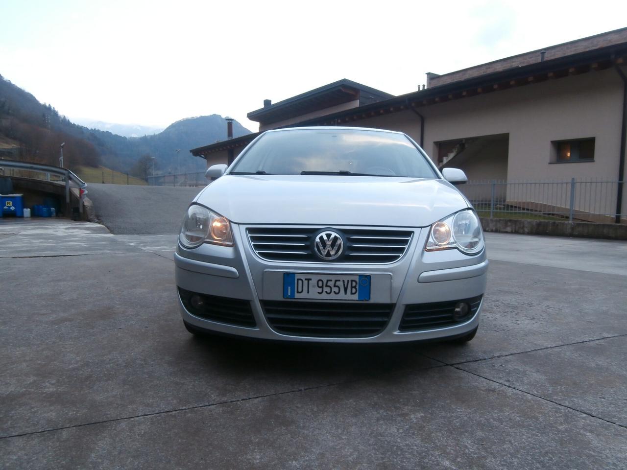 Volkswagen Polo 1.4/80CV TDI DPF 5p. Sportline