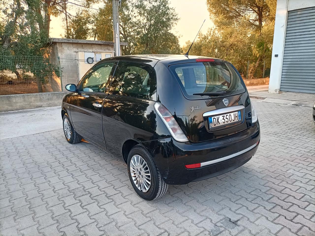 Lancia Ypsilon 1.2 Argento