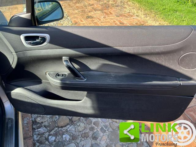 PEUGEOT 307 2.0 HDi FAP CC Féline